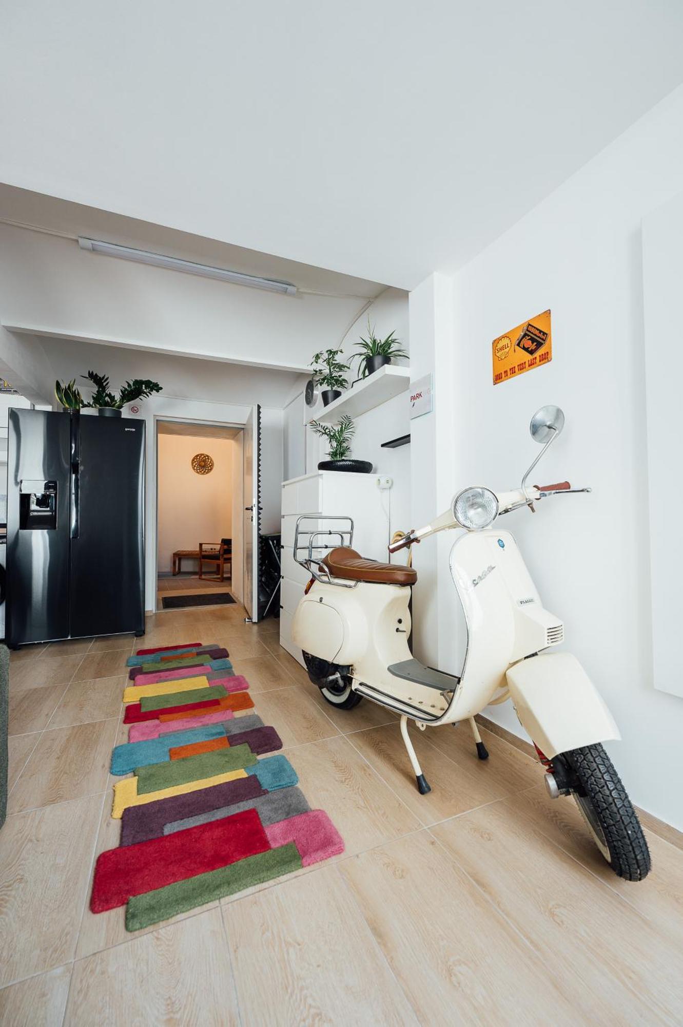 The Garage No.6 Appartement Wenen Buitenkant foto