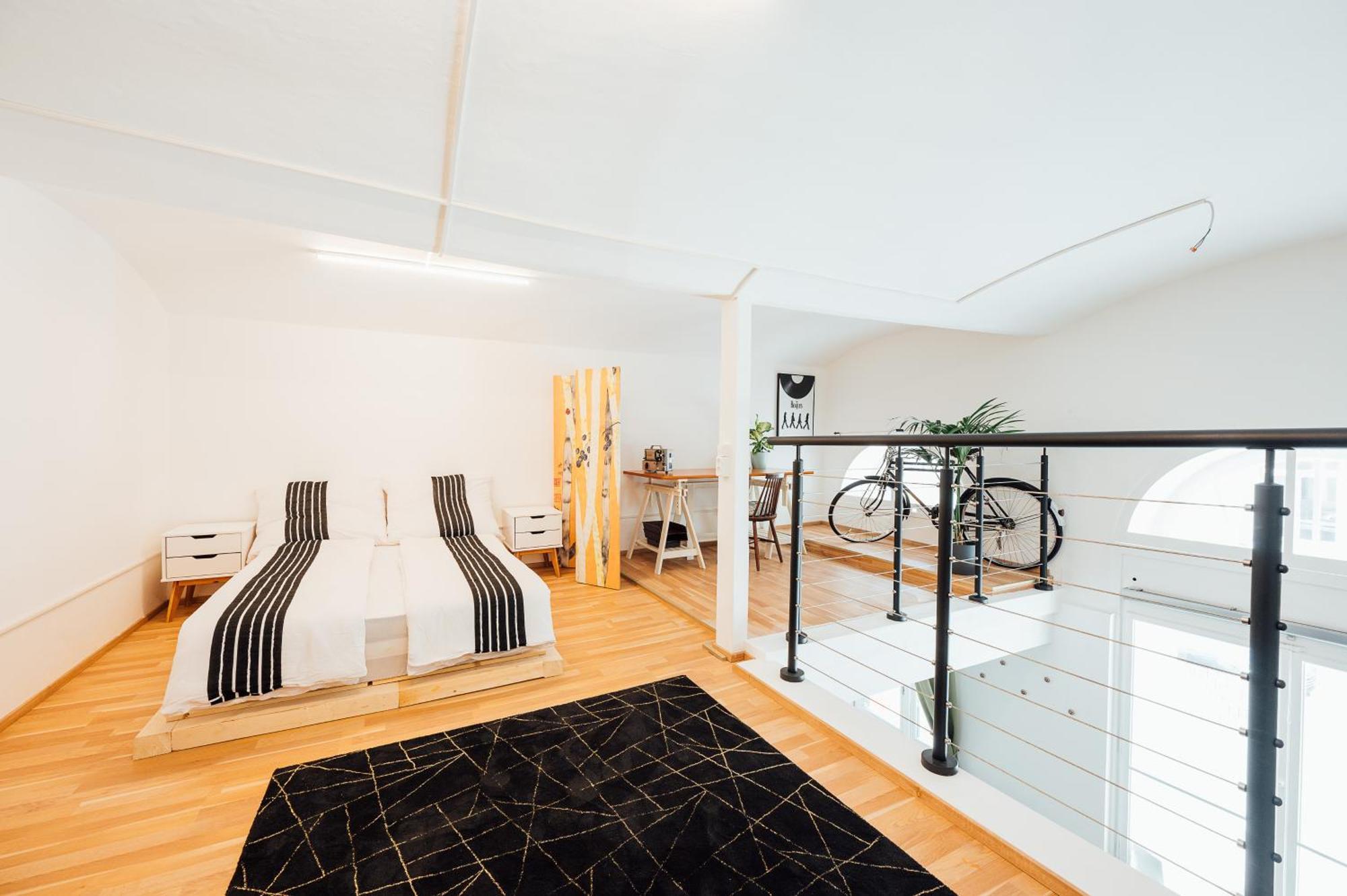 The Garage No.6 Appartement Wenen Buitenkant foto